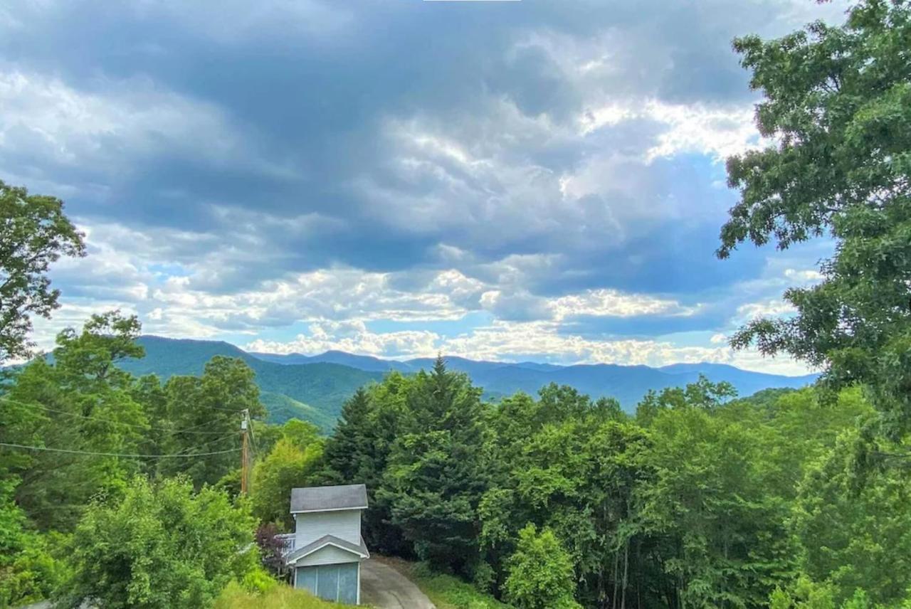 Roamer'S Respite - A Prime Location With Scenic Views For Your Ultimate Retreat Sylva Buitenkant foto